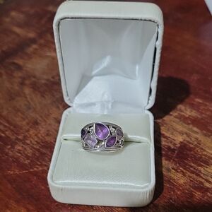 Elegant Sterling Silver & Amerhyst Gemstone Ring size 7
